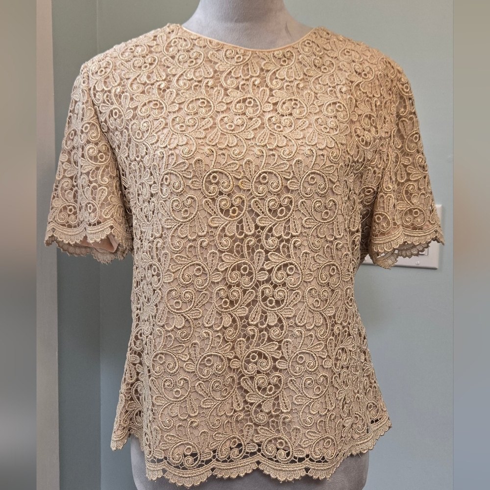 *final price* Talbots Gold thread sparkle tan-beige embroidered top sz 16